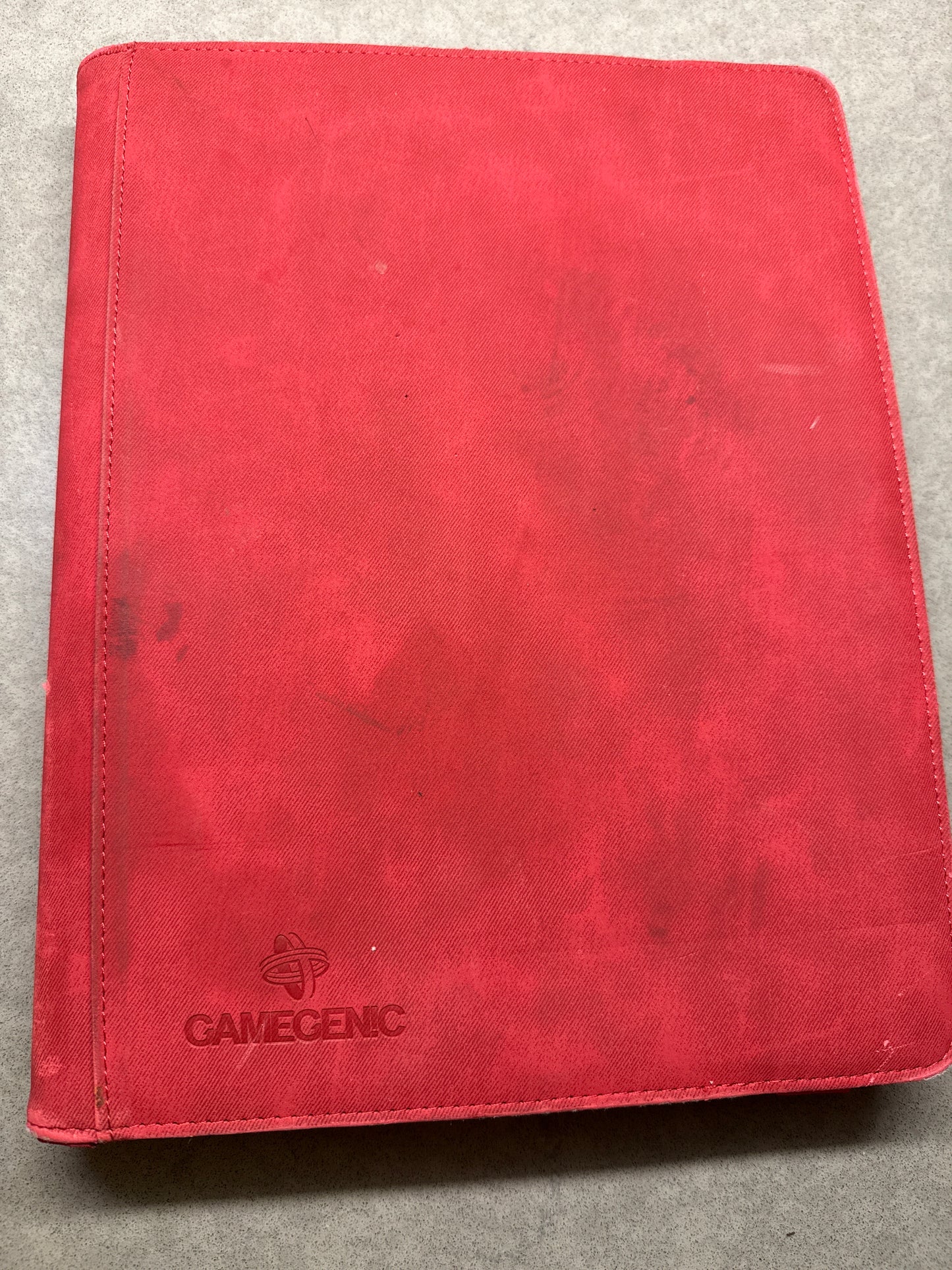 Pokémon Binder – 360+ Holo & Rare Cards in Red Gamegenic Album