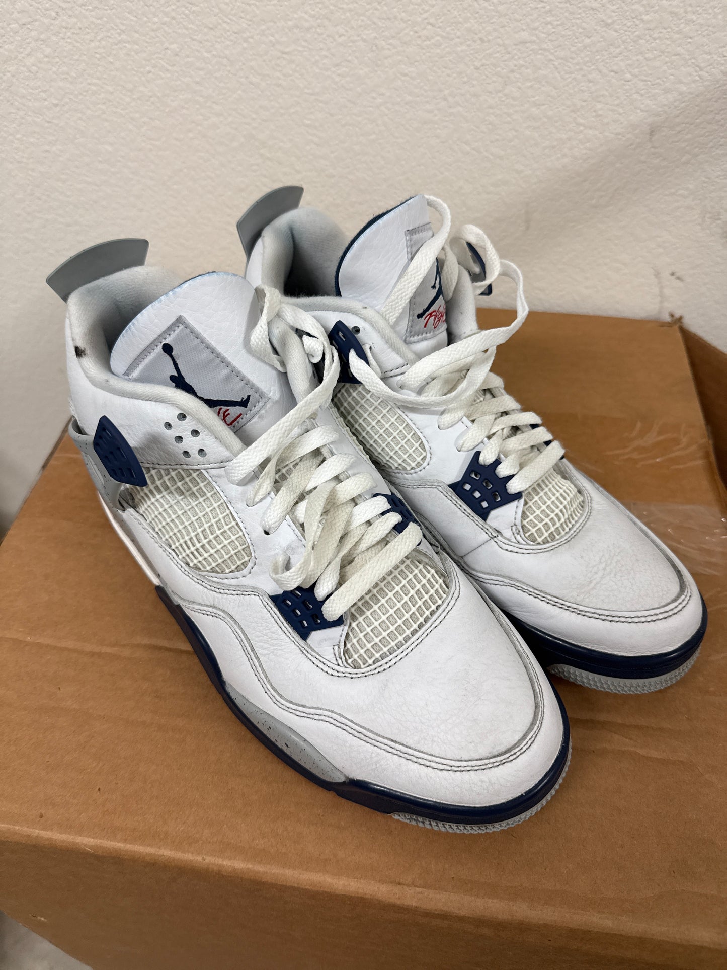 Nike Air Jordan 4 Retro Midnight Navy