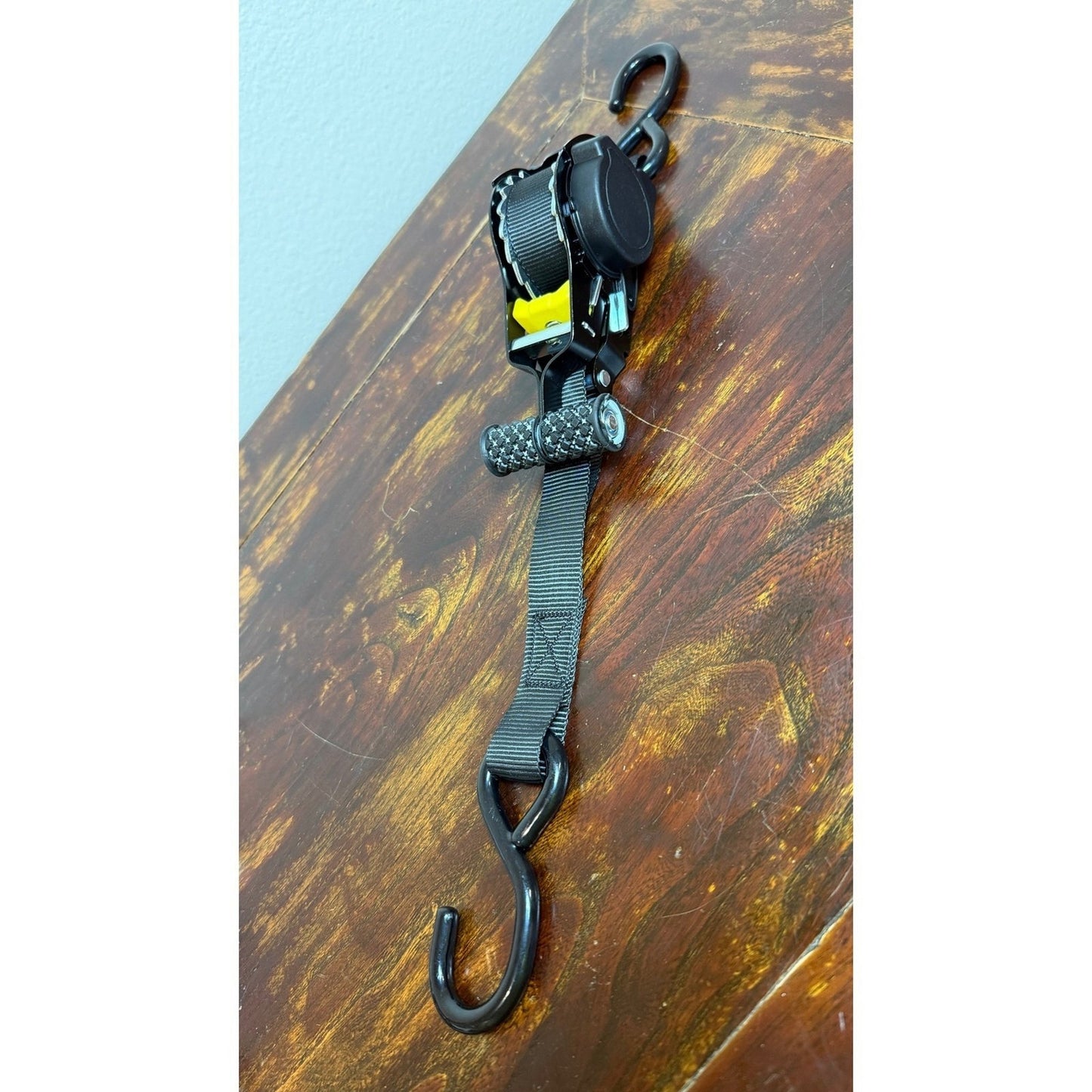 Auto Retractable-Motorcycle & Trailer Ratchet Straps –1" x 10' | 1500lb