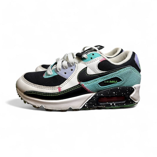 Size 5.5 - Nike Air Max 90 Exeter Edition - Aurora Green W