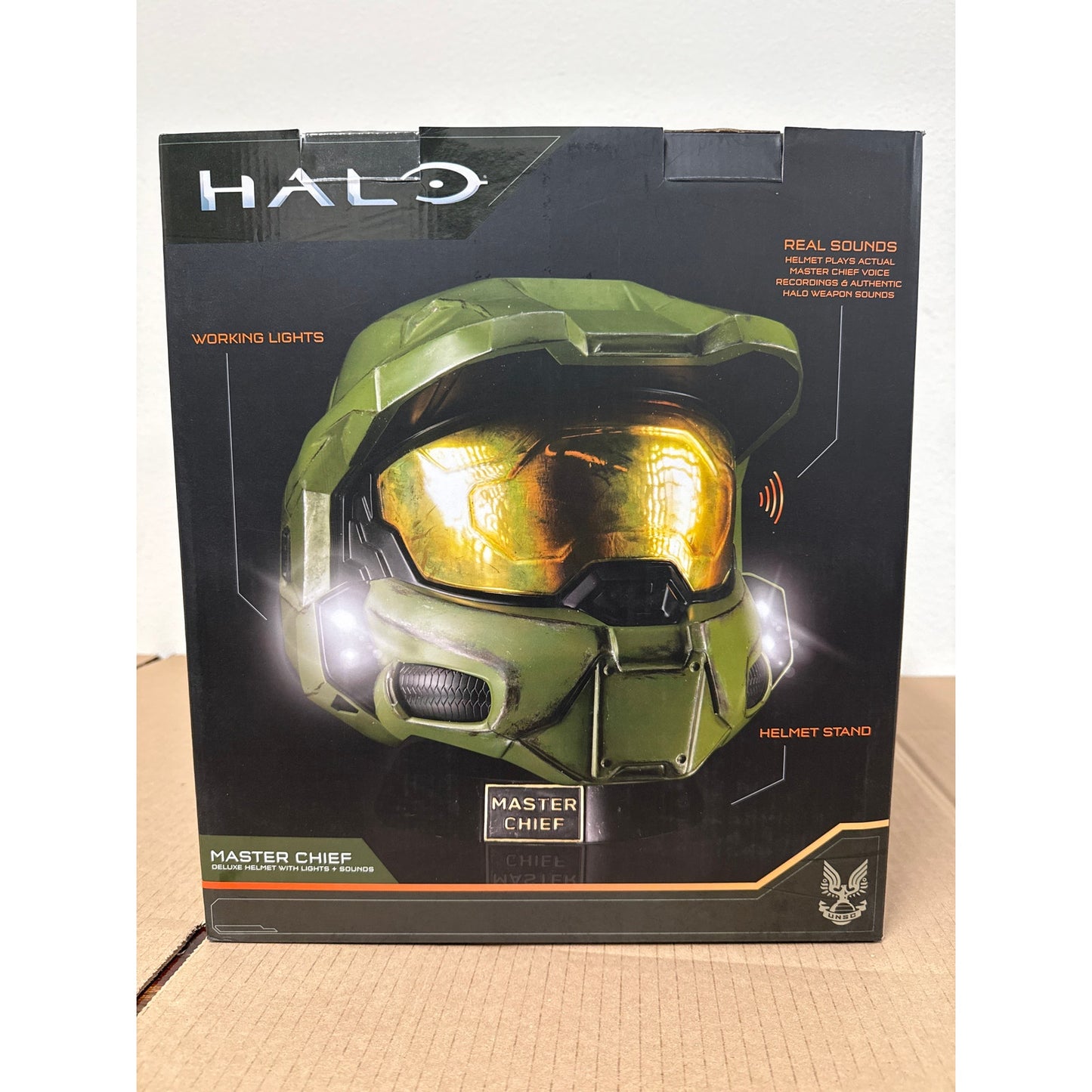 Halo Master Chief Deluxe Helmet