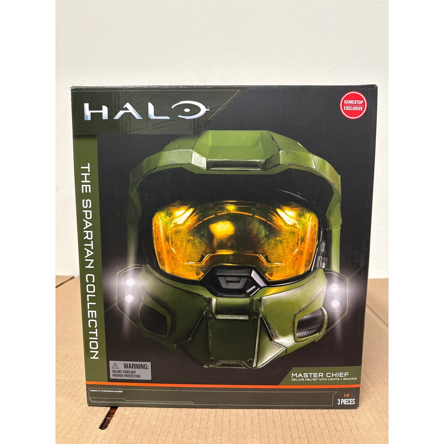 Halo Master Chief Deluxe Helmet